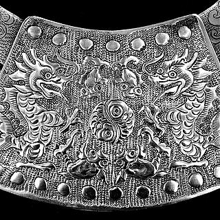 Exceptionel rich decorated neck ring from the Golden Triangle 04.05.1857