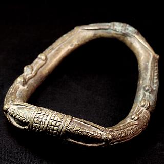 JEWELRY FROM SUB SAHARIAN & NORTH AFRICA 01